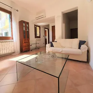 https://ca-leo.hotelslidodijesolo.com