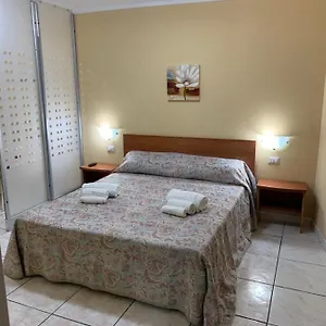 Playa 230 - 230 Bis Dom wakacyjny Katania