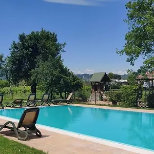  Gospodarstwo agroturystyczne L'albara - Wines, Pool &